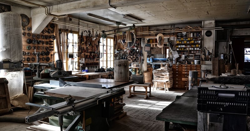 Artisanat traditionnel alpin à découvrir en village : 7 trésors cachés