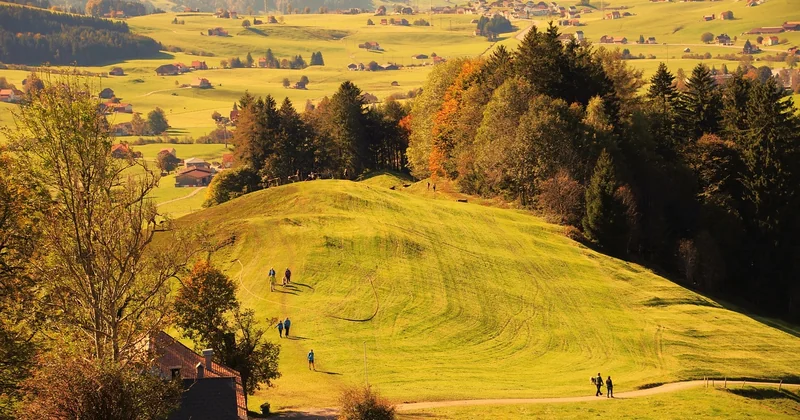 Randonnée dans les Alpes en automne : ce qu'il faut savoir avant de partir